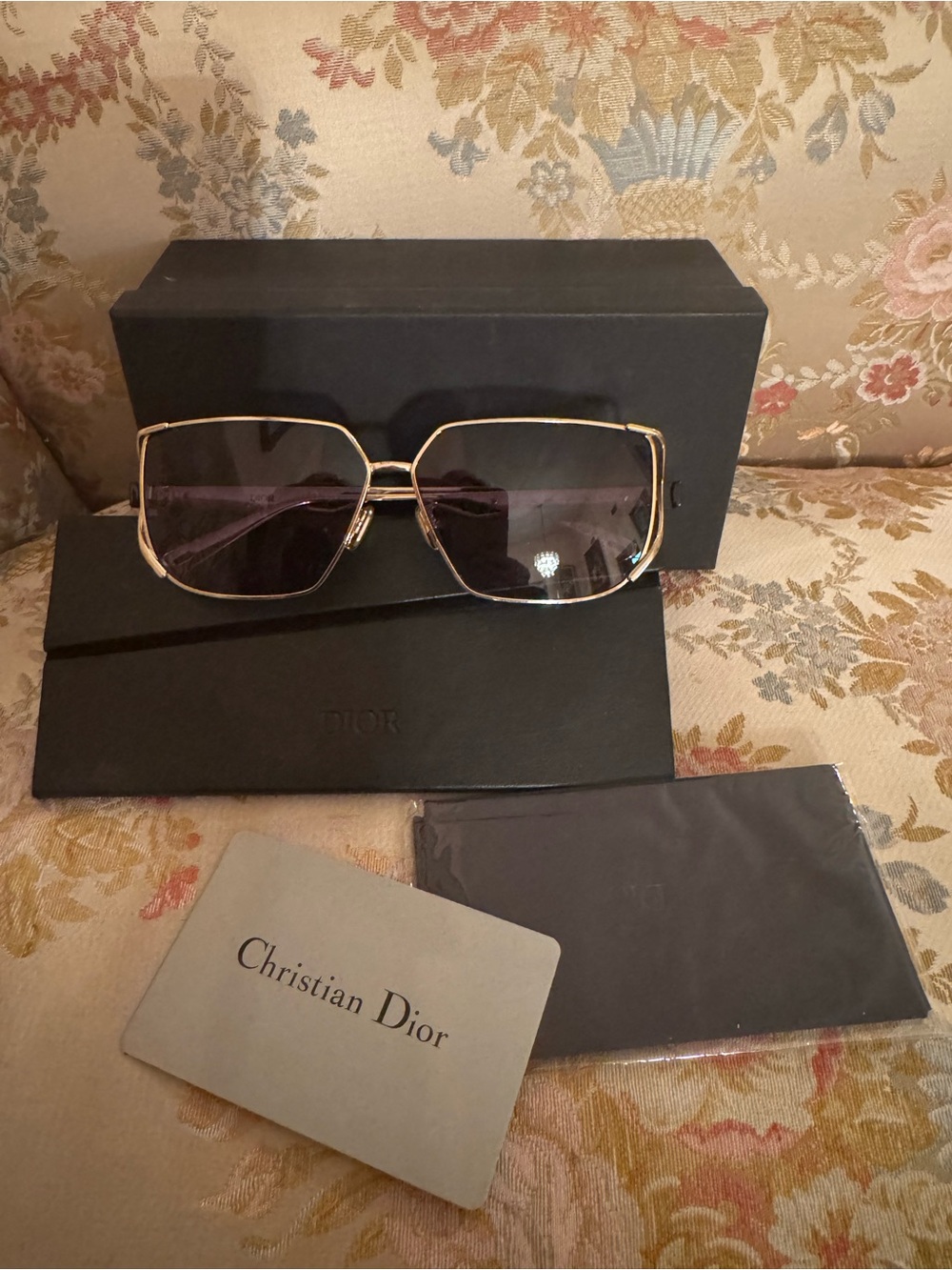 Christian Dior Metal ArchiDior S2U Sunglasses Gold - Picture 2 of 16